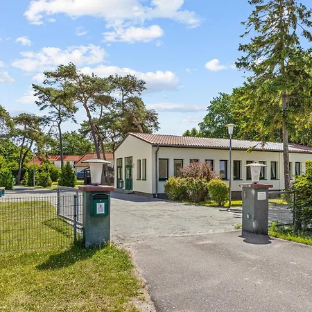 3 Bedroom Beautiful In Altenkirchen (Mecklenburg-Vorpommern)