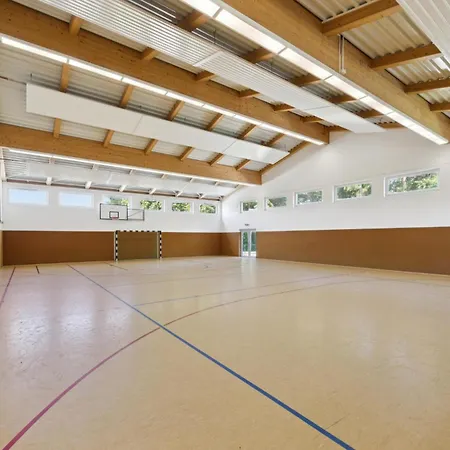 Appartamento 3 Bedroom Beautiful In *